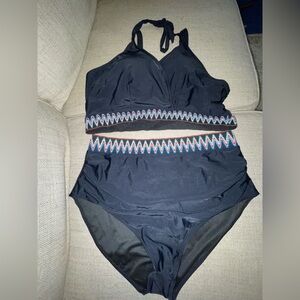 BloomChic Black Bikini size 22/24 new without tags